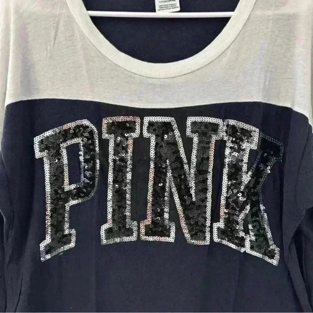 PINK Victoria Secret Long Sleeve Crewneck Women’s Sz Small Bling Black and White